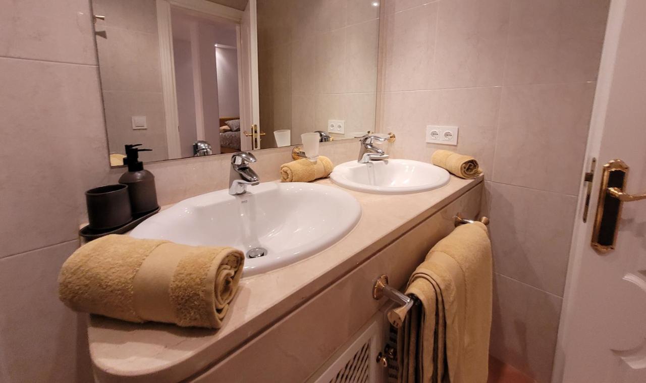 Beach And Golf Resort La Perla Miguel Adults Only Марбелья Экстерьер фото